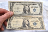 Set of 2, 1935 $1 Silver Certificate Notes