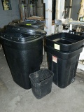 (4) 32 Gal Garbage Cans w/Wheels
