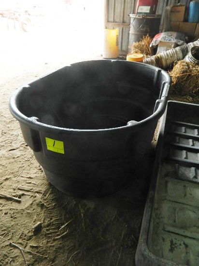 Rubbermaid 150 gal. Water Tank