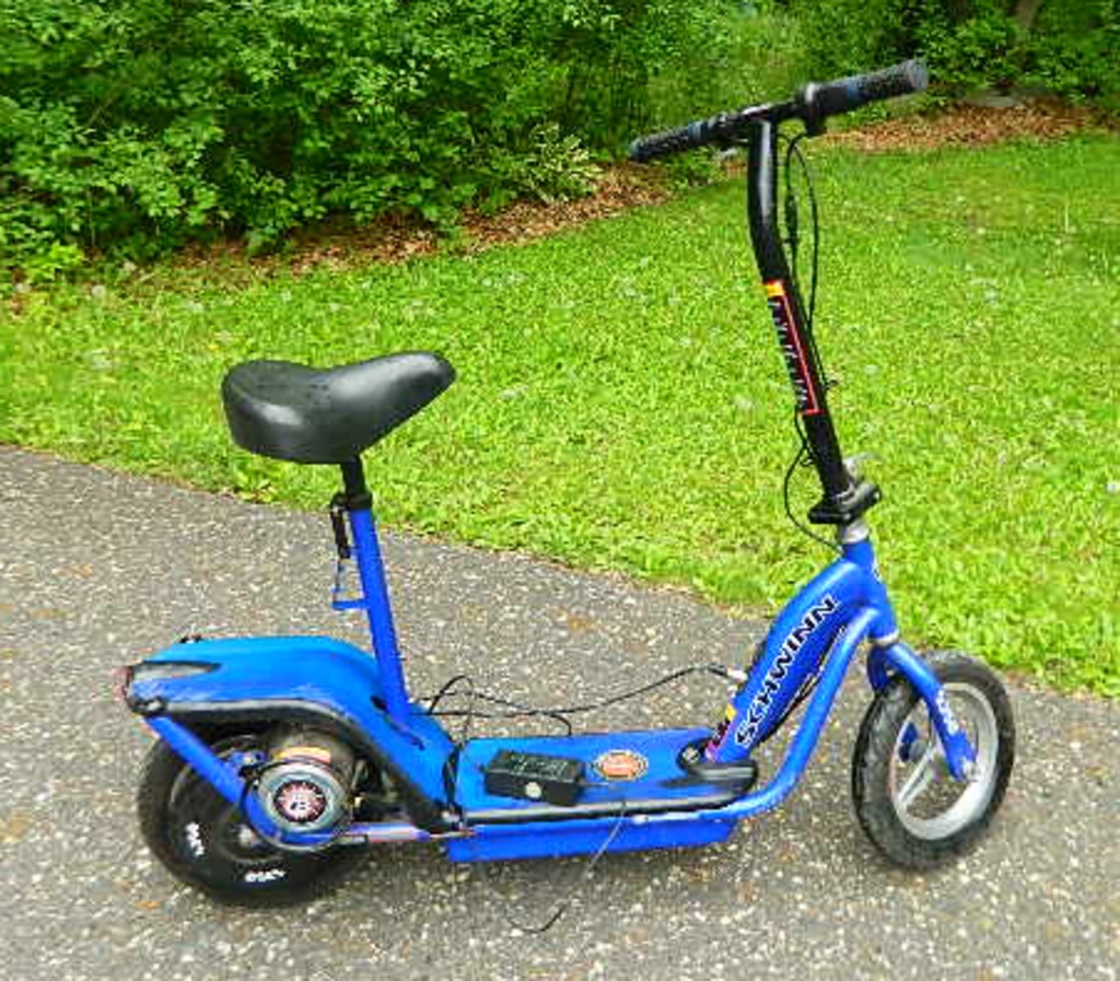 Schwinn Electric Scooter | Cars & Vehicles Recreational Vehicles Scooters &  Mopeds | Online Auctions | Proxibid
