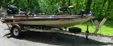 Ranger 330-V Bass Boat w/135 hp Mercury Black Max