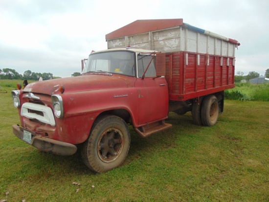 1958 IH Grain Truck