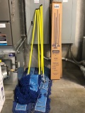 Deluxe Dust Mops