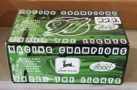Racing Champions John Deere 1:18 Diecast Car