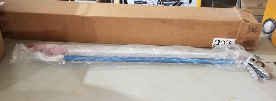 (2) Snake Stick Tongs