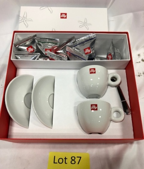 ILLY Extraordinary Cappuccino Gift Set