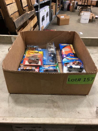 BOX HOT WHEEL COLLECTOR CARS