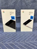 (2) GOOGLE PIXEL 2 XL 64 GB COLOR - BLACK AND WHITE AND WHITE