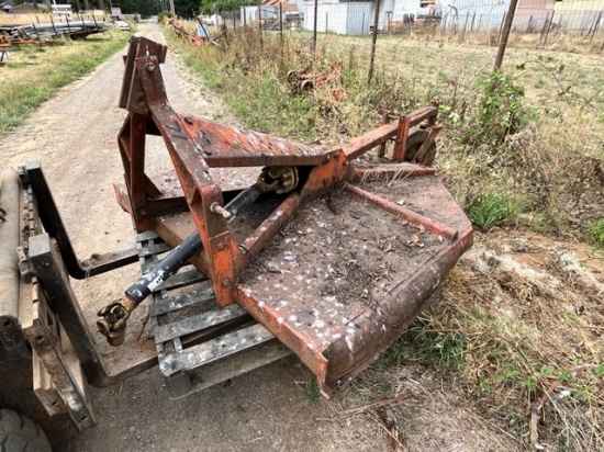 CHALLENGER 3 POINT MOWER