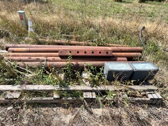 PALLET OF MISCELLANEOUS 6.5 INCH PIPES IN VARIOUS LENGHTS AND 2 LITHIUM LIGHTS