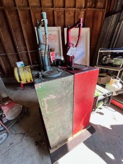 ROLLING CART WITH (2) OIL TANKS WITH MANUAL PUMPS