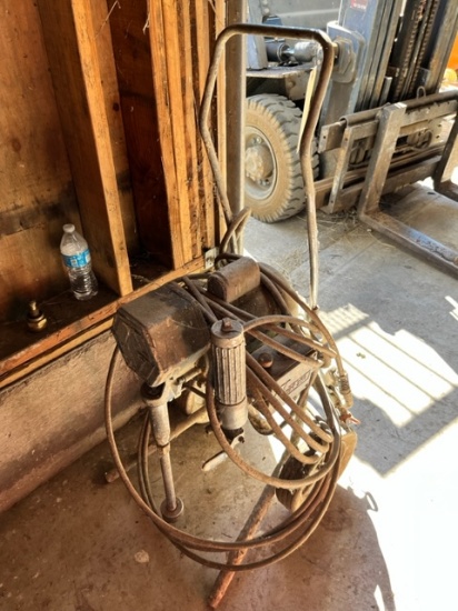 AIRLESS PAINT SPRAYER - RUNNING CONDITION UNKNOWN