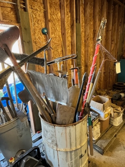 METAL DRUM OF YARD TOOLS AND PLASTIC CAN OF YARD TOOLS