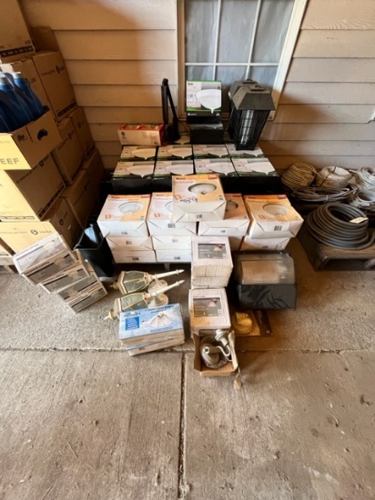 PALLET OF HOUSEHOLD