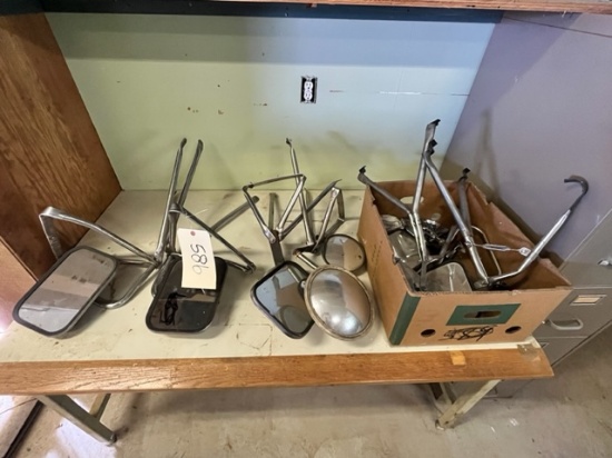 LOT OF MISCELLANEOUS PICKUP TRUCK MIRRORS