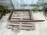 PAIR OF FORKLIFT FORKS