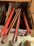 BOX OF VARIOUS LARGE PIPE WRENCHES