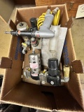 BOX OF WATER/OIL SEPARATORS - AIR PRESSURE ADJUSTERS - PNEUMATIC SCREW GUN