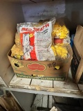 BOX OF RED SNAP'R T-POST ELECTRIC FENCE INSULATOR