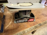 DELTA BENCH RANDOM ORBITAL SANDER
