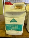 2.5 GALLON JUG OF DREXEL SIMAZINE 4L HERBICIDE