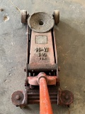 HEIN WERNER 1-1/2 TON FLOOR JACK