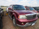 2004 Lincoln Navigator Red