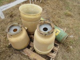 Pallet with Planter Buckets