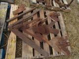 Pallet with Sweeps