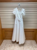 GG 1231 White Dress, Size 8