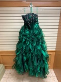 ? Green Dress, Size ?