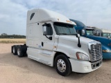 2013 Freightliner Cascadia 125 Truck, VIN # 3AKJGLDV8DSFF7956