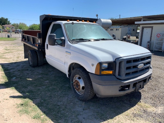 2006 Ford F-350 Pickup Truck, VIN # 1FDWF36Y06ED01933 (TEXAS TITLE)