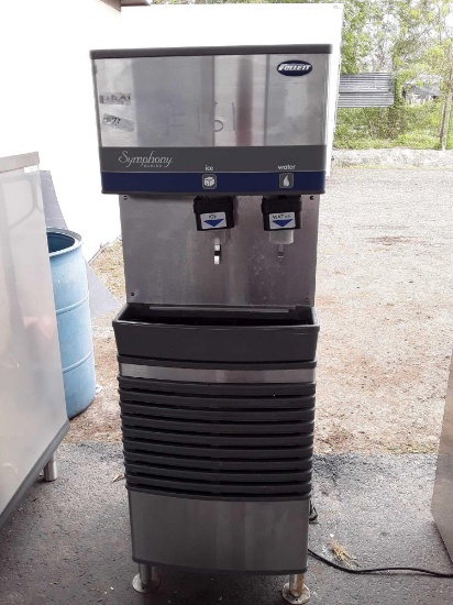 Follett ice maker/water cooler