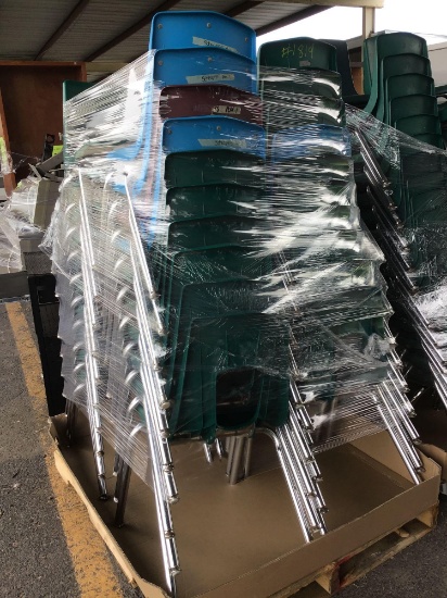 Pallet of 40 Student Chairs