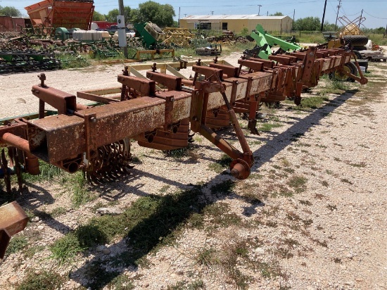 8-Row Lilliston Cultivator 7x7 Bar 5-Spike gangs