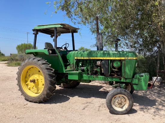 4230 John Deere Tractor SRL# 4230OP-03466OR