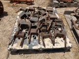 Pallet of 4'' x 4'' Brackets