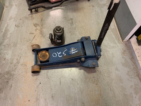 Floor Jack, 20 Ton Bottle Jack (Room 405)