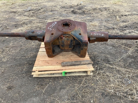 IH 3788 Front Axle