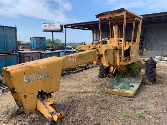 JD 570A Motor Grader