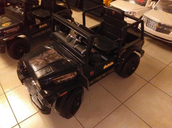 Children Electric Car Black(Roll Play Jeep)