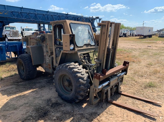 Forklift- 4K lb., Articulating 74? Lowered Mast Height, 42? Forks, Side Shift, Case Diesel Engine