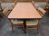 Dinning Table w/(6) Chairs 72'' x 34''