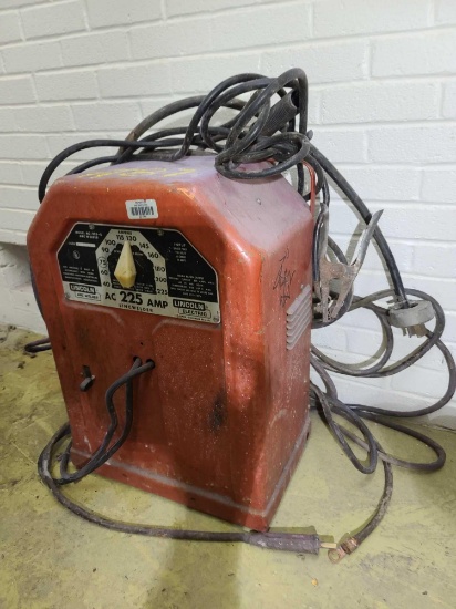 Lincoln Electric AC 225 Amp Welder