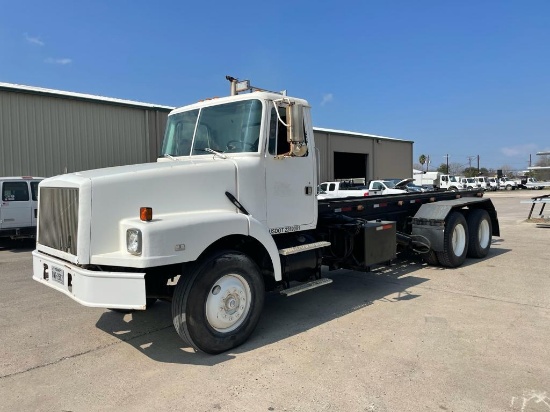 1995 Volvo Roll Off Truck, VIN # 4V2JCBMD68R533544