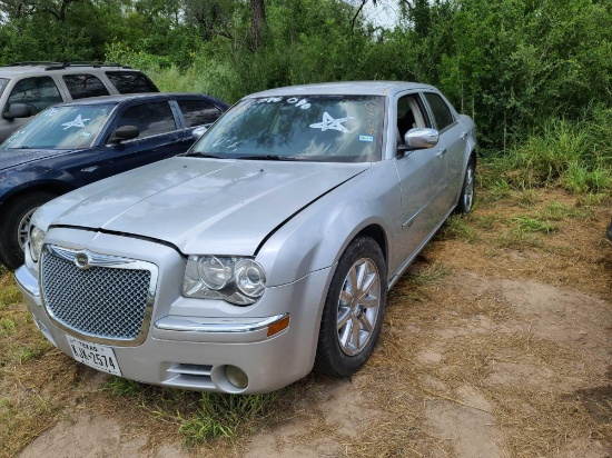 2008 Chrysler 300C Passenger Car, VIN # 2C3KA63H08H201029