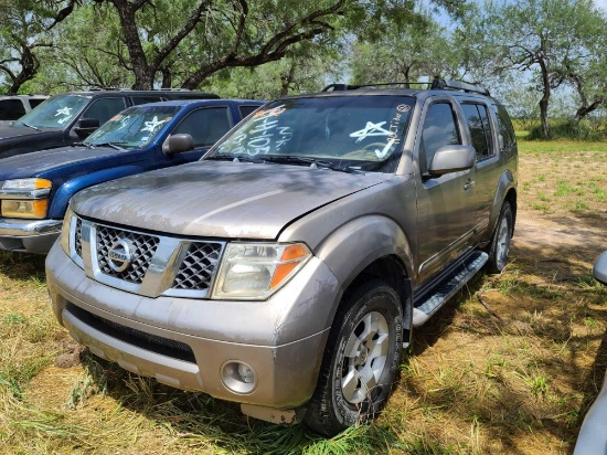 2005 Nissan Pathfinder Multipurpose Vehicle (MPV), VIN # 5N1AR18W45C757526