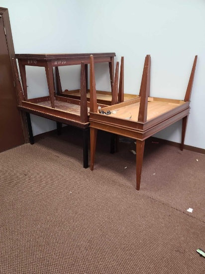 Lot w/Tables