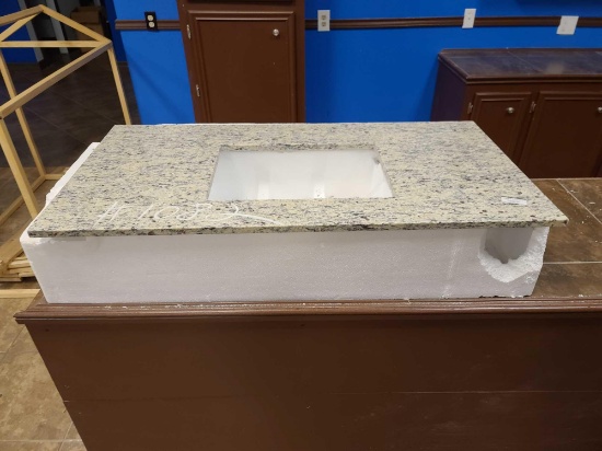 Bestview Santa Cecilia Light 43 Marble Top